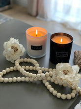 Load image into Gallery viewer, HELLO PUMPKIN : CLASSIC CANDLE